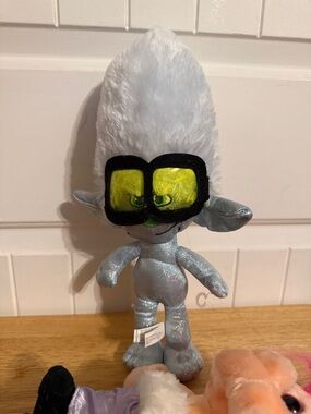 Trolls Silver Sparkle Plush with White Hair and Yellow Goggles